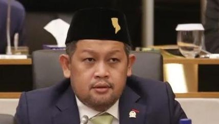 Legislator Minta TNI Tak Lanjutkan Laporan ke Ferry Irwandi: Hormati Sipil